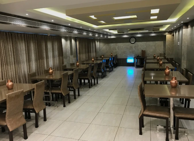 We provide booking assistance for the best food in Thirukadaiyur, including party orders from the town’s No.1 restaurant.